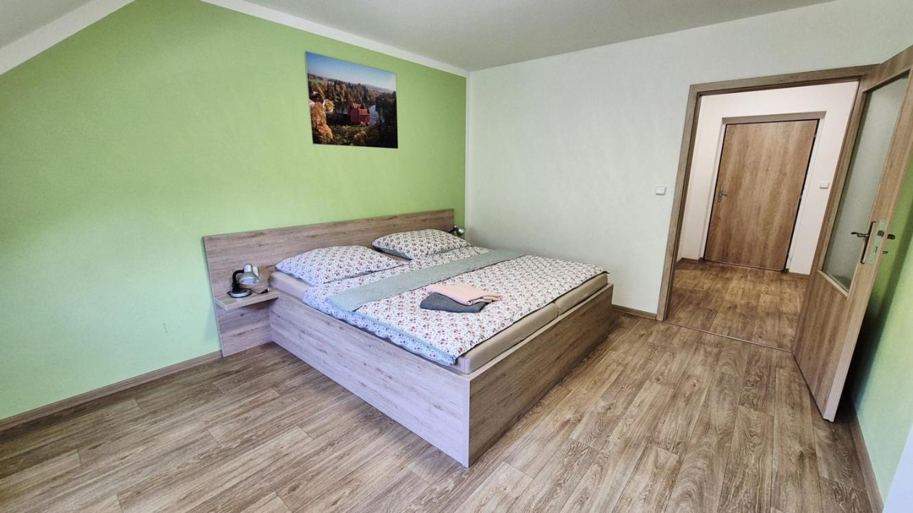 A Restaurace Zlatovlaska U Zamku Cervena Lhota Gasthuis *
