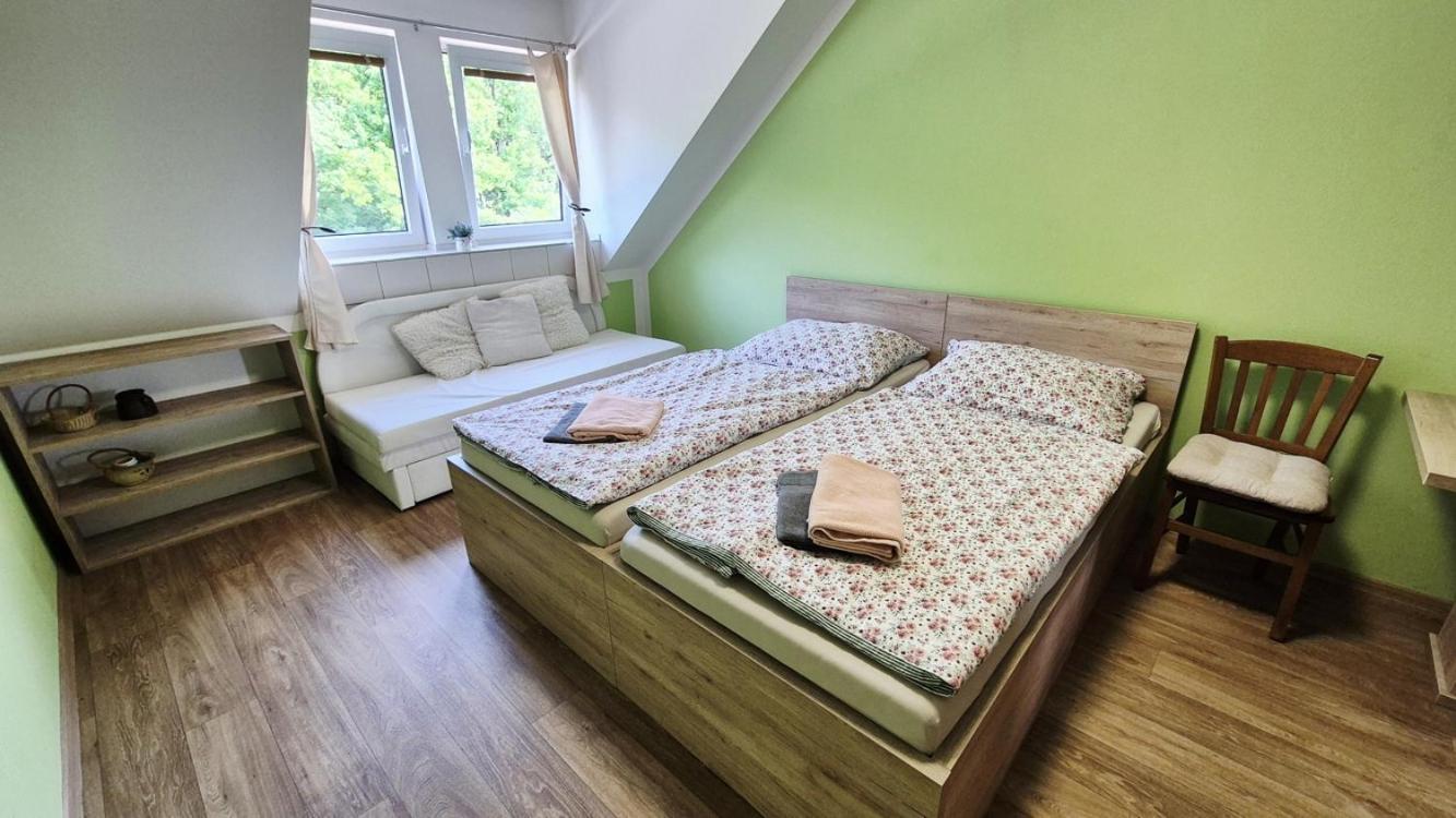 Zlatovláska U Zámku červená Lhota