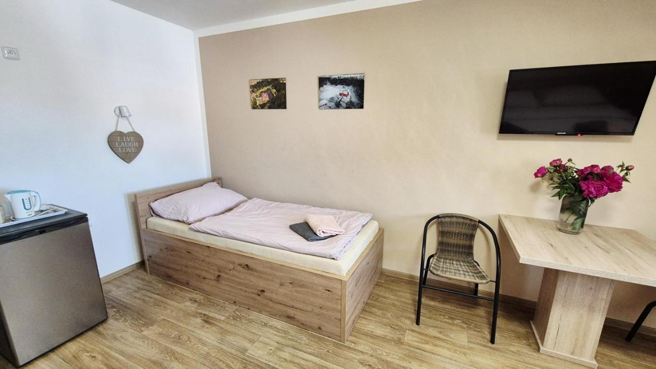 Zlatovláska U Zámku červená Lhota Penzion *